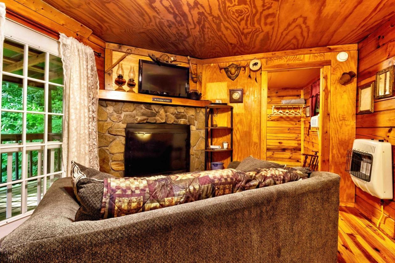 Panther Creek Cabins Cherokee Eksteriør billede